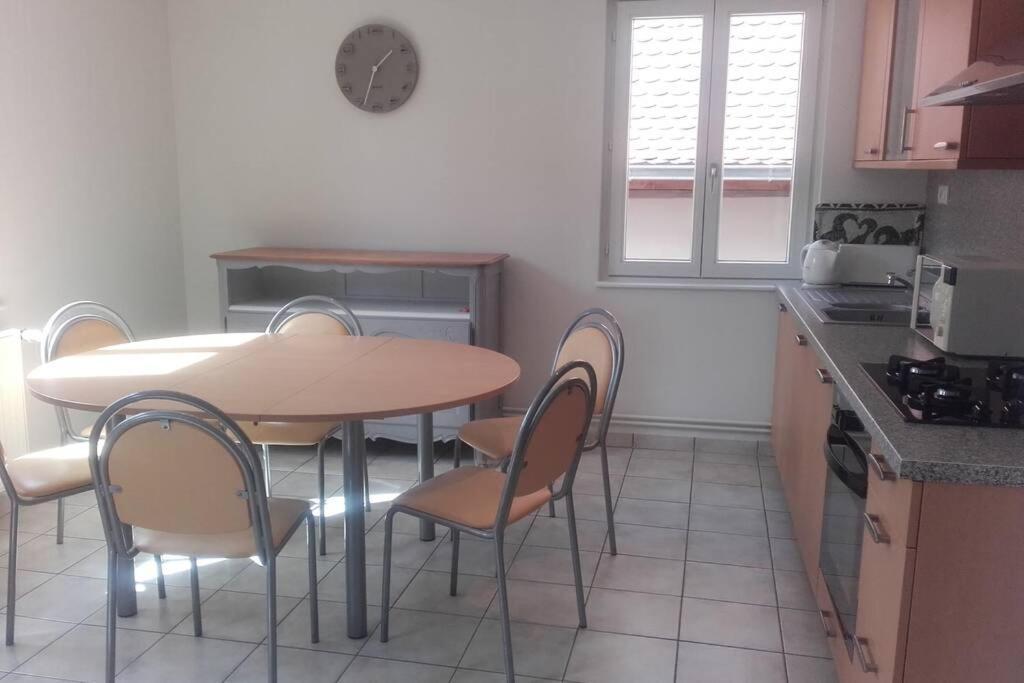 Le Victoria A Eguisheim, 4-6 P, 3Etoiles Villa Екстериор снимка
